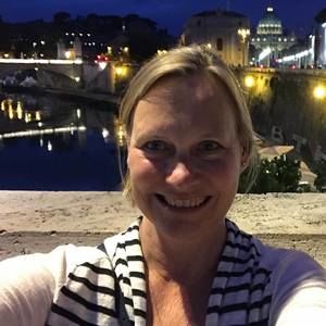 Meet your Posher, Ellen